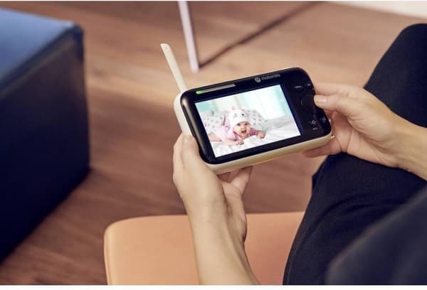 Motorola PIP1500 Baby Video Monitor 300m FHSS Black - White (505537471397)