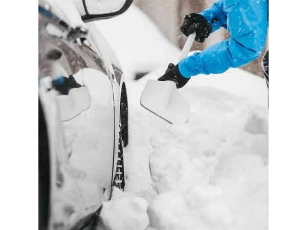 FISKARS AUTOLAPIO VALKOINEN SNOWXPERT