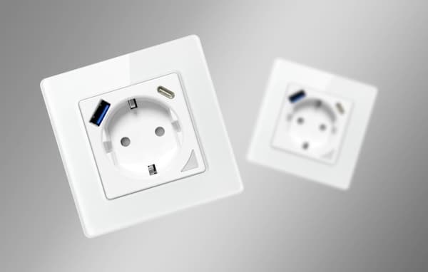 Avatto N-WOT10-USB-W USB och USB-C TUYA smart WiFi vägguttag (vit)