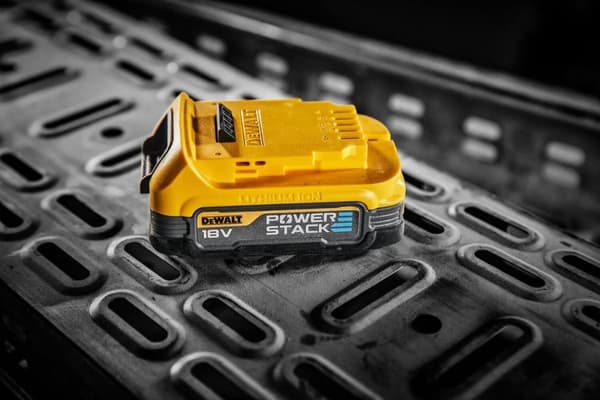DEWALT DCBP034 Akku VIRTA 18V XR 1,7Ah