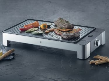 WMF 0415330011. Teho: 2000 W, AC-tulojännite: 220-240, AC-tulotaajuus: 50-60. Leveys: 285 mm, syvyys: 495 mm, korkeus: 75 mm (330018) musta, Ruostumaton teräs