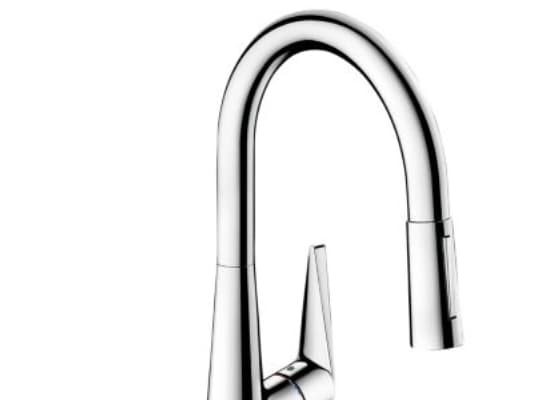 hansGrohe Talis S 200 keittiöhana ulosvedettävällä suihkulla varustettuna