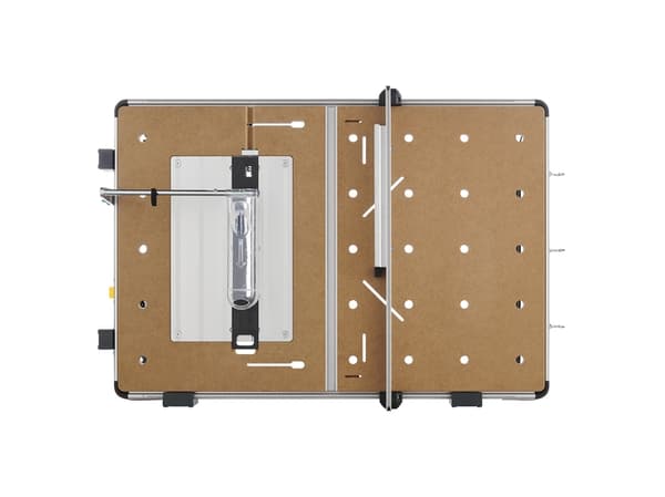 Wolfcraft 6918000 MASTER cut 2600 Konepöytä EU Black Silver - MASTER cut 2600 Konepöytä EU - MASTER cut 2600 Konepöytä EU<br><br>Käytetään pyörösahap