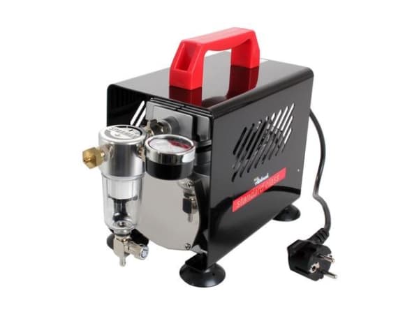 Revell 39137, 23 l/min, 4,3 bar, 135 W