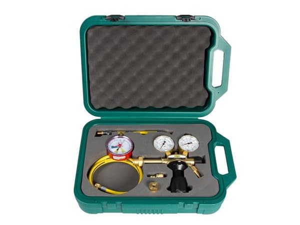 Refco PRV-2200 - Typpitestipakkaus, jossa on kierre typpipullolle DIN 477 nro 10