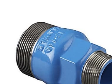 Seinäsyöttö 40mm x 11/4 - nännillä. 2 holkkia. valurauta. Hawle
