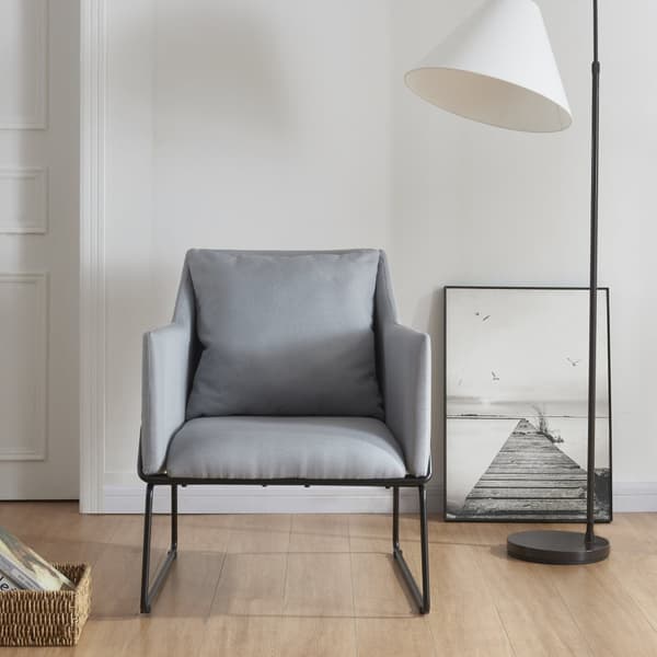 Karmstol Juupajoki 82x68x78 cm grå [en.casa]