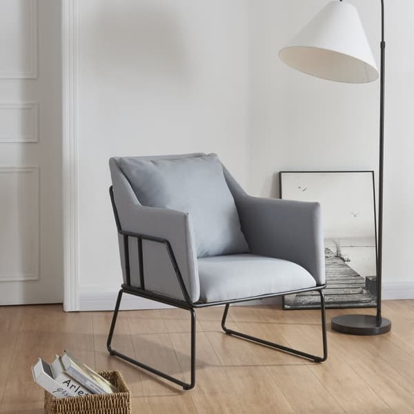 Karmstol Juupajoki 82x68x78 cm grå [en.casa]