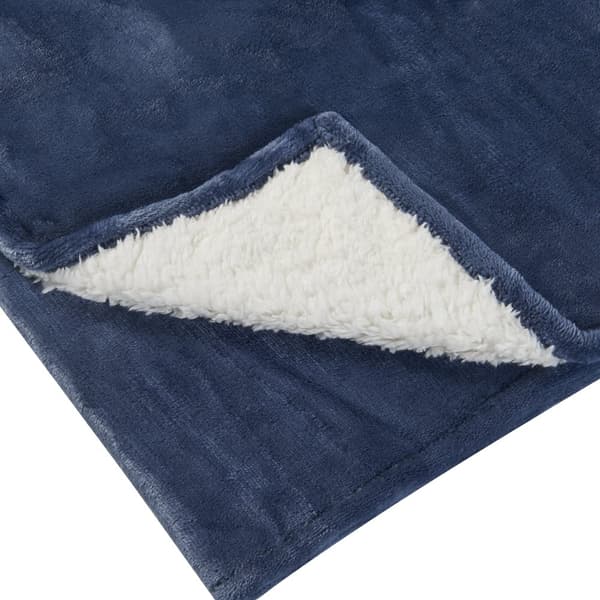 Värmefilt Archi 180x130 cm fleece ljusblå [en.casa]