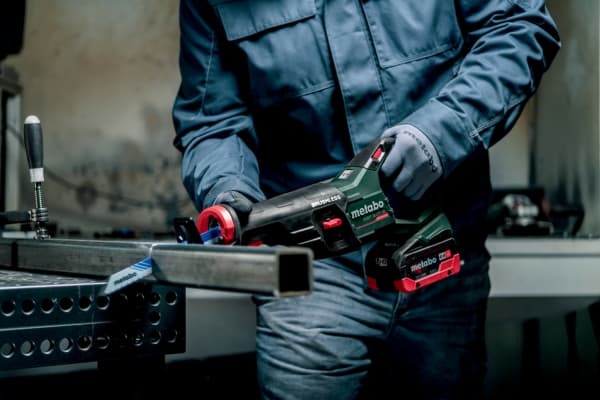 Metabo SSEP 18 LT BL Sladdlös tigersåg 601617840 utan batteri, utan laddare, Fodral 18 V - SOLO