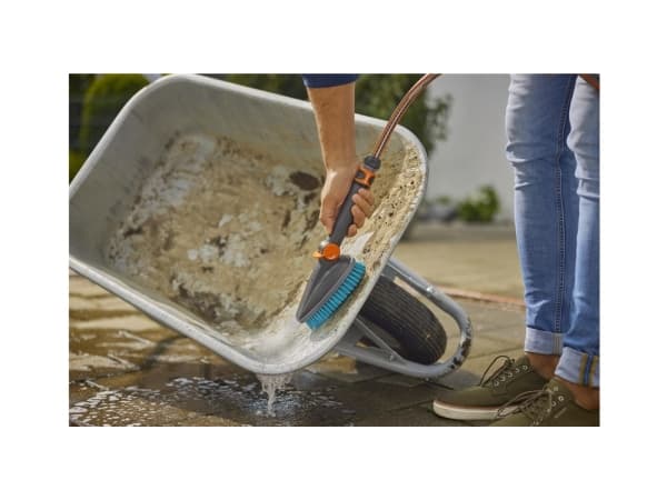 Gardena Cleansystem hård handborste M