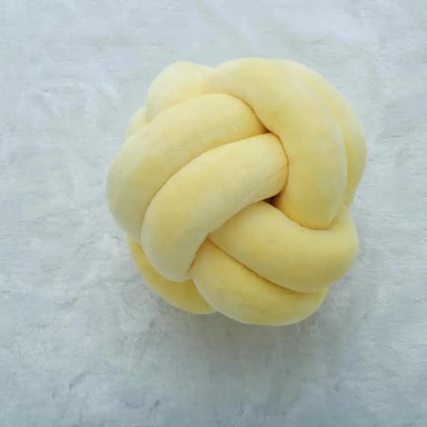 Kudde Knut Pastellfärger Grå