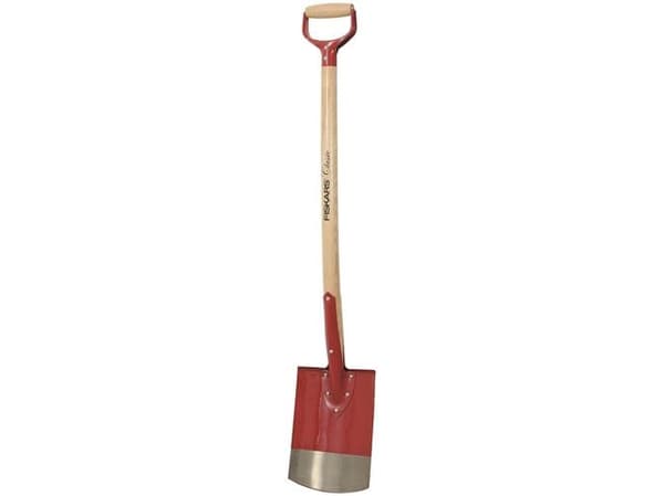 Fiskars puutarhalapio Classic - Pyöristetty terä booriterästä, lakattu kahva, FSC, L=106cm