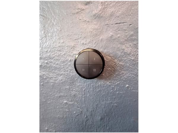 Light Solutions Round bracket for Hue Tap Dial Switch - Black