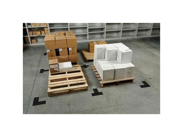 Brady, B-514, ToughStripe, gulvmerking L-form, polyester, svart, 50,8 x 127 mm (1 PU = 20 stykker) (104434)