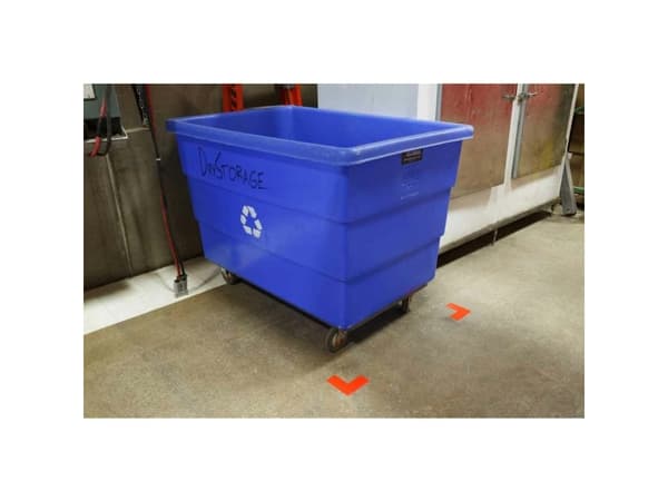 Brady, B-514, ToughStripe, gulvmerking L-form, polyester, rød, 50,8 x 127 mm (1 PU = 20 stykker) (104430)