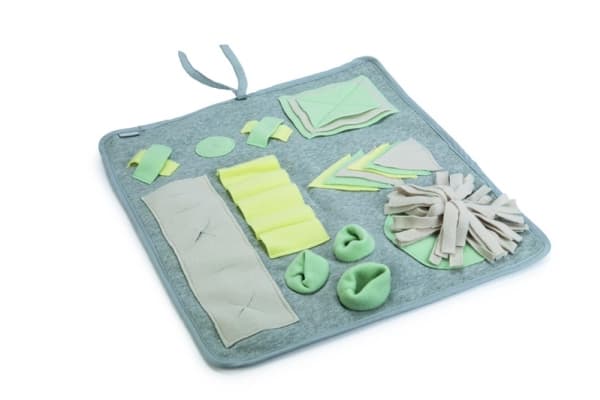 Sourcing MAT PUPPY SNUFFLE DOEKA GREY 50X45