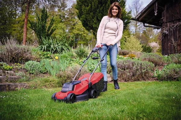 Einhell GC-EM 1000/32 elektrisk plæneklipper, justerbart håndtag, med klippehøjdejustering, 1000