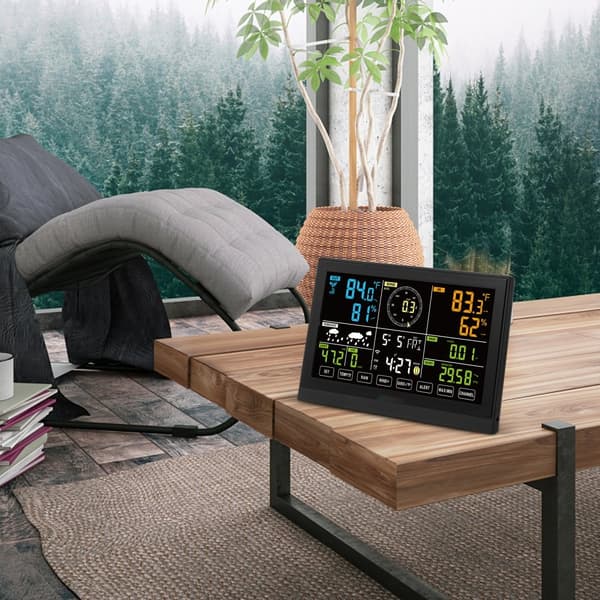 7-in-1 Wi-Fi-sääasema, 7,5" värinäyttö, sisä- ja ulkokäyttöön, langaton aurinkotunnistin, lämpötila, kosteus, tuuli.