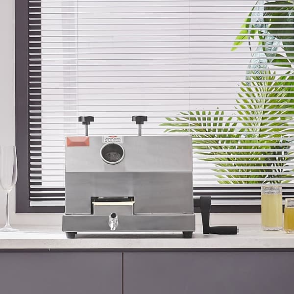 Kommerciel sukkerrørsjuicermaskine med 110LBS/H kapacitet, 3 ruller og 2,4" indløb for effektiv saftproduktion.