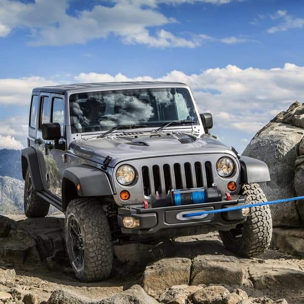 Elektrisk 12V spil, 8000 lb kapacitet med nylonkabel. IP67, 85ft længde og trådløs fjernbetjening til ATV, Jeep og båd.