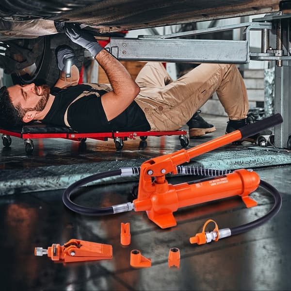 4 tonnin hydraulinen tunkki, ilmapumppu ja Porta Power -korjaussarjat nostolevyn runkoon.