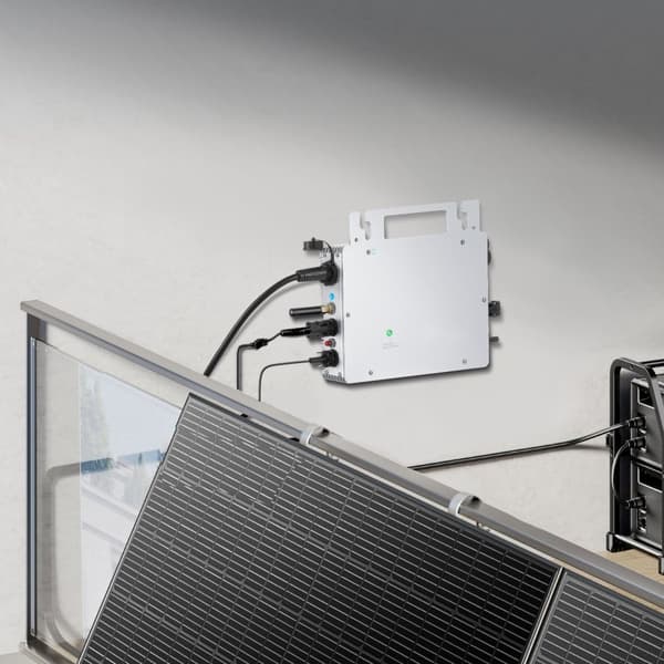 Aurinkosähkön Mikroinvertteri 800W, IP67 Vedenpitävä, etävalvonta sovelluksella ja WIFI:llä.