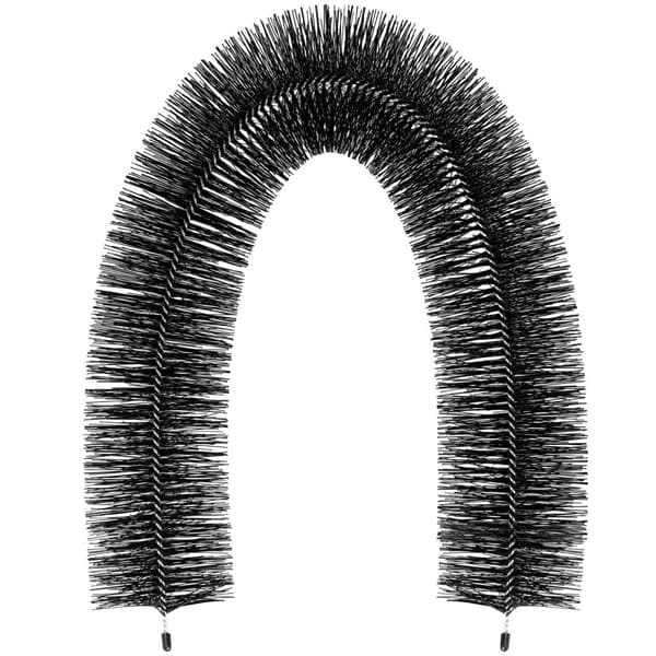 Rendebeskyttelsesbørste med 15 FT børstehår og 4,33\" diameter. Passer til 5 tommers rende. Galvaniseret ståltråd, ingen værktøj nødvendig