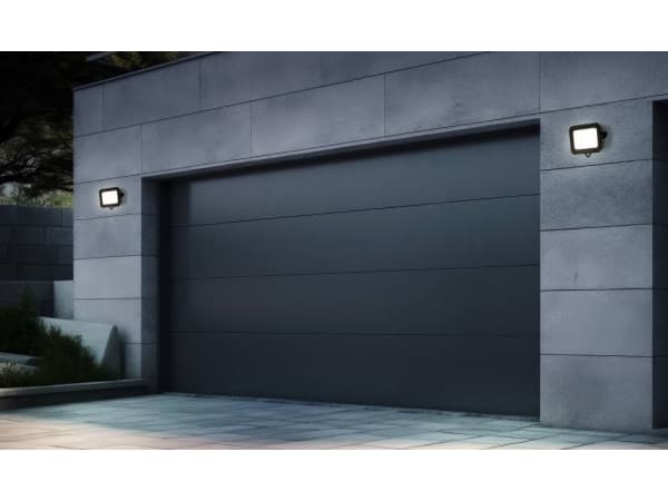 EGLO RISACCA-E 30W utomhus LED strålkastare - Svart