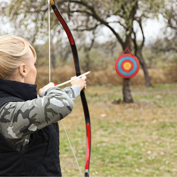 Bueskydningsmål i 3 lag, 20" traditionelt halm, håndlavet pilemål, farvet reb til udendørs jagtskydning i haven.
