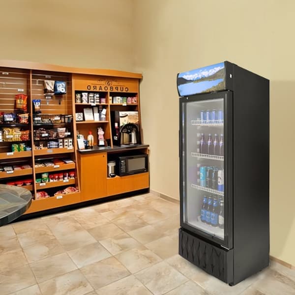 Kaupallinen myyntituote - jääkaappi 6,8 Cu.Ft / 195L, 3 hyllyä, tehokas ja tilava ratkaisu.