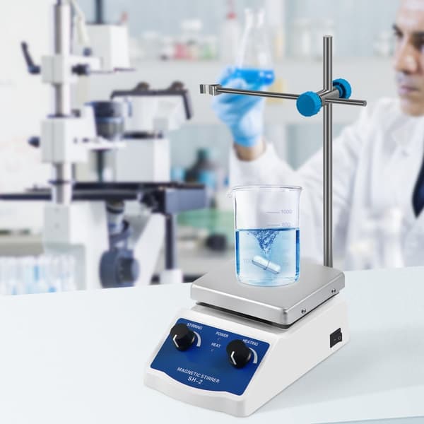 SH-2 Magnetisk omrörare Laboratorium 2000 ml med värmeplatta och digital display för effektiv blandning.