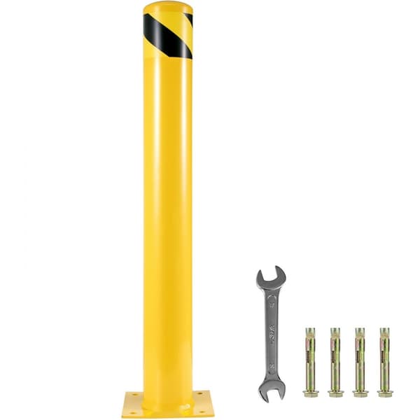 42"x5,5" sikkerhedspullert, 5-1/2" OD, 107 cm høj. Gul pulverlakeret stålbarriere med 4 ankerbolte til trafikfølsomme områder.