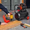 Pikkukuva 8 / 9: Ilmakompressori 4,8 Gallonaa, 900 W, 2,2 Cfm @ 90 Psi, erittäin hiljainen öljytön, vain 70 Db.