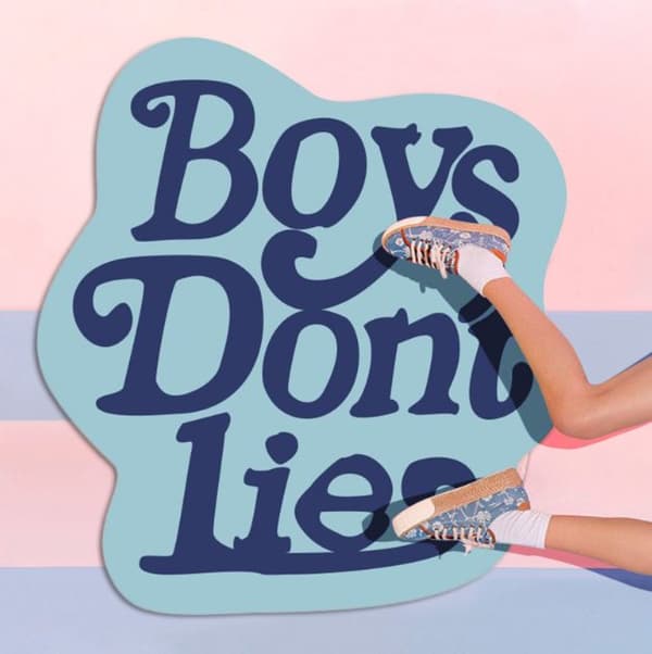 Pehmeä koristematto "Boy's don't valehtele" 120 x 120 cm - sininen