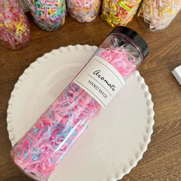 Sæt med 600 hårgummibånd - pastel type II, blanding af farver