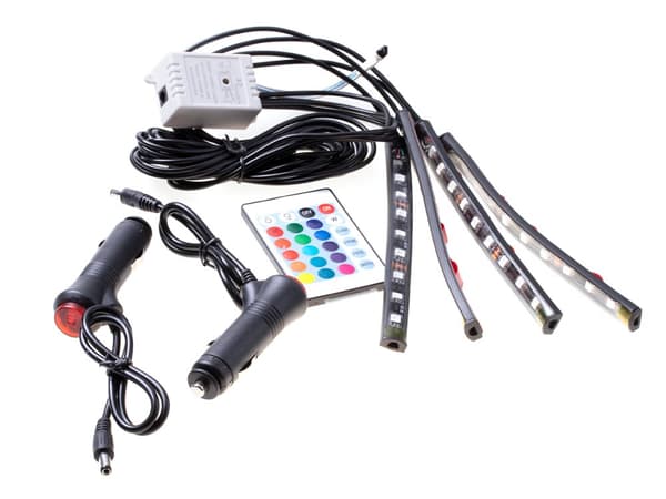 Led-valaistus ohjaamossa ja autossa