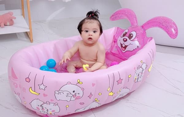 Oppusteligt babybadekar/Babypool - kanin
