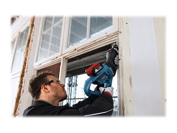 Bosch BAJONETSAV GSA 18V-32 SOLO CASE S1130CF - SOLO