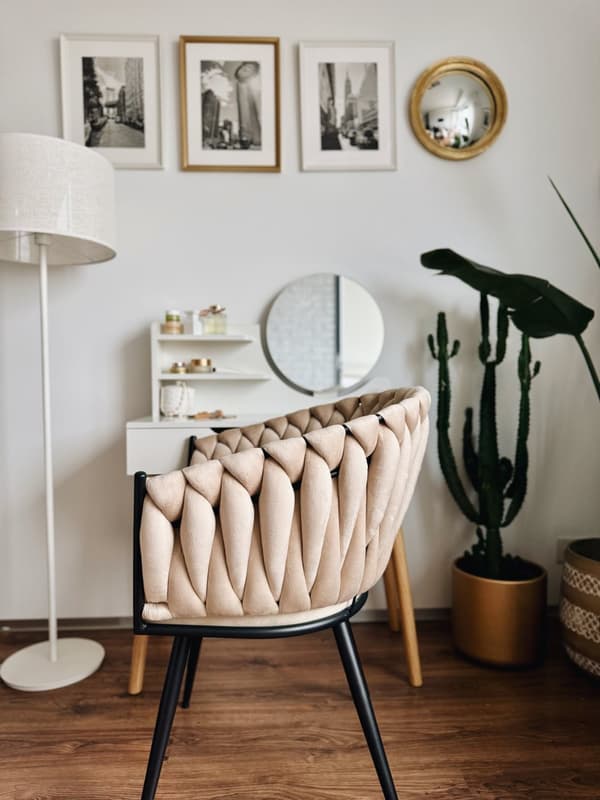 MOLTO stol, beige, sorte ben