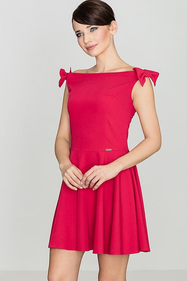 Klänning kort modell red L