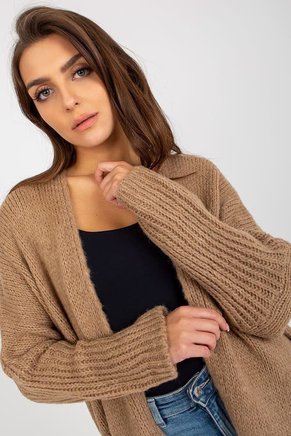 Kofta med texttryck beige one-size-fits-all