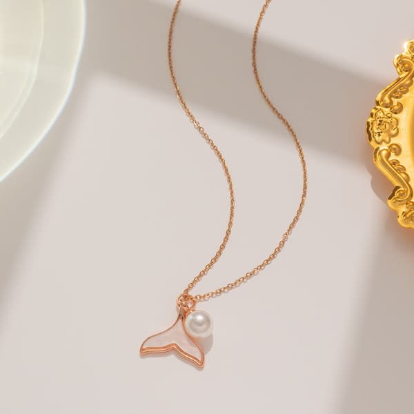 Fish tail Halsband