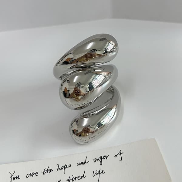 Spiral armband silvery