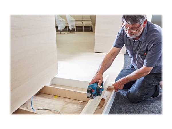 Bosch GHO 12V-20 Professional, Musta, Sininen, Punainen, 14500 RPM, 5,6 cm, 1,7 cm, 2,5 m/s ², Akku - SOLO