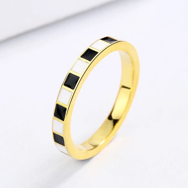 Ring checkerboard svart vit