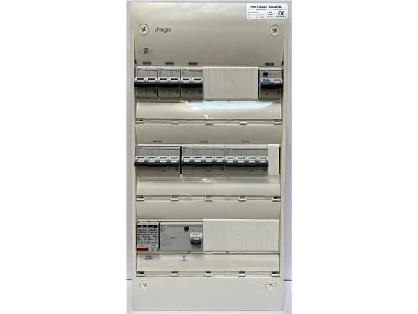 Förmonterad apparatskåp Gamma 3R Vit, HPFI 40A 30mA, 3C10 2P, 1xC10/30mA 2P, 3xC16 4P, 1xTransient