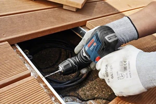 Bosch GSR 12V-35 FC Professional - Drill/driver - trådløs - 2 hastigheter - nøkkelfri borhylse 10 mm - 35 N·m - 2 batterier - 12 V