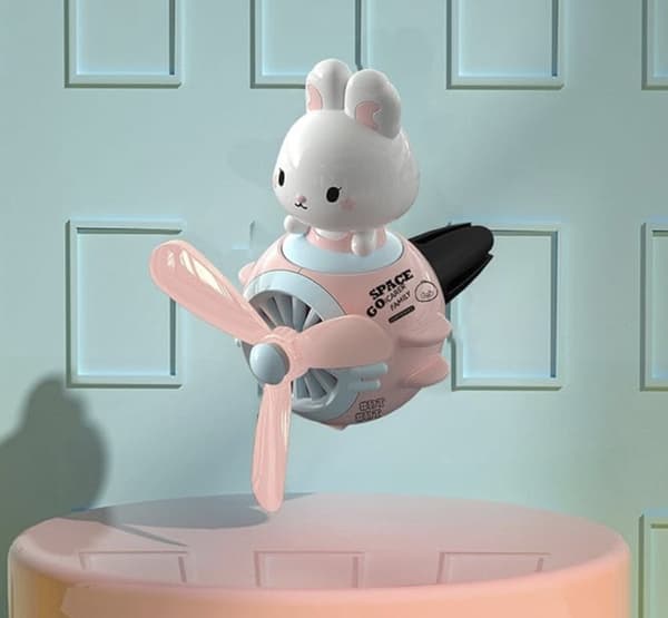 Duftende dekoration til en bil / luftventil - Bunny on a Fly