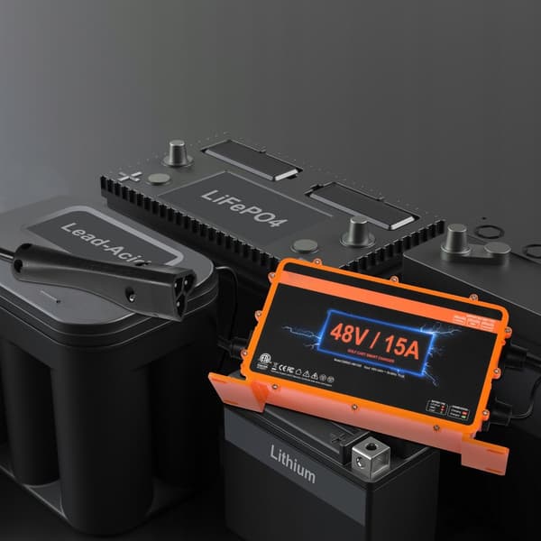 48 Volt 15 AMP Smart batterioplader til EZGO TXT RXV Golfvogn, IP67, ETL-godkendt, hurtig opladning